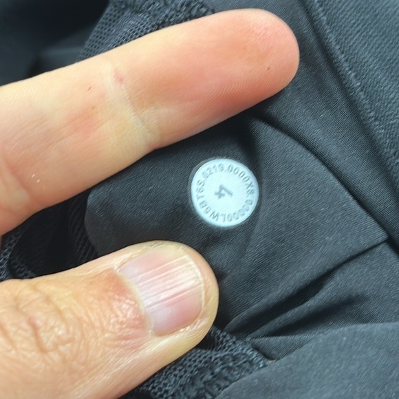 Lululemon On The Fly Pant *Woven Full Length 31" Black - Picture 5 of 6